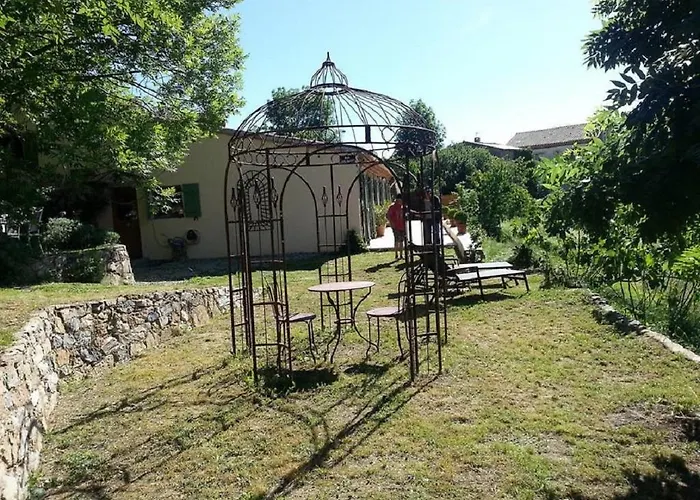 Feriehus Le Belvedere Lairiere